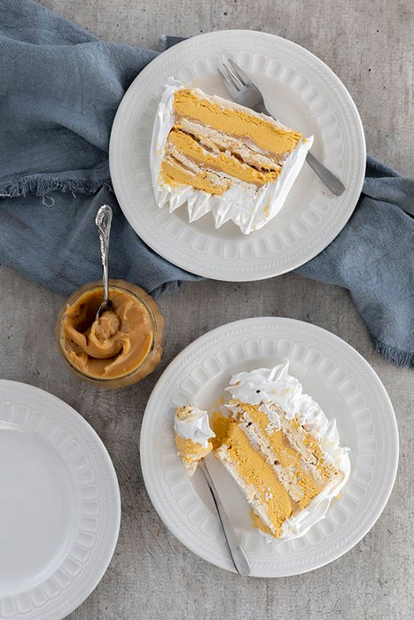 Torta de merengue, lúcuma y manjar 15